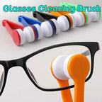 Multifunctional creative cleaning cloth, easy to use, effectively wipes clean without scratching lenses or leaving water marks.