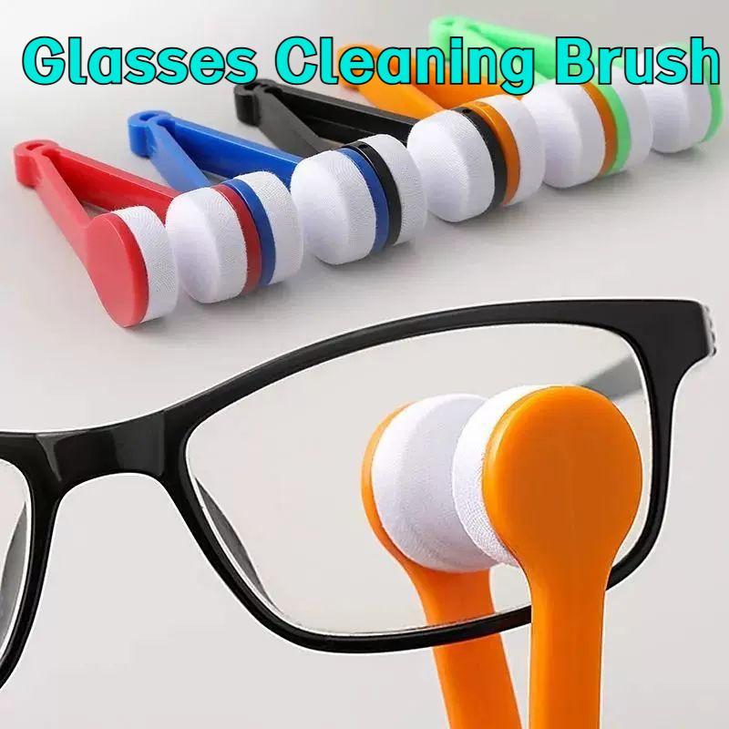 Multifunctional creative cleaning cloth, easy to use, effectively wipes clean without scratching lenses or leaving water marks.